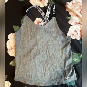 W Nike Athletic top M